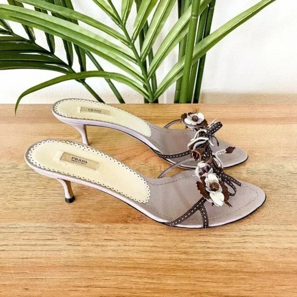 ❤️SOLD❤️Prada Women's Sz 37.5 US 7.5 Lavender Purple Leather Floral Strap Mules - Picture 5 of 11